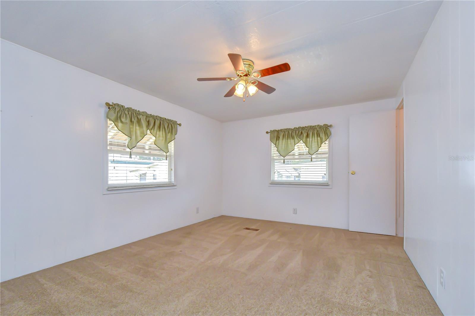 37816 BARCELONA AVE — photo 26