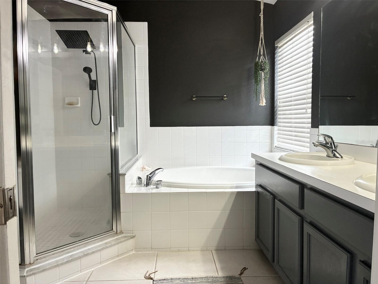 8026 CARRIAGE POINTE DRIVE — photo 21