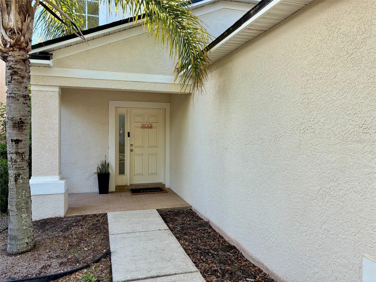 8026 CARRIAGE POINTE DRIVE — photo 2