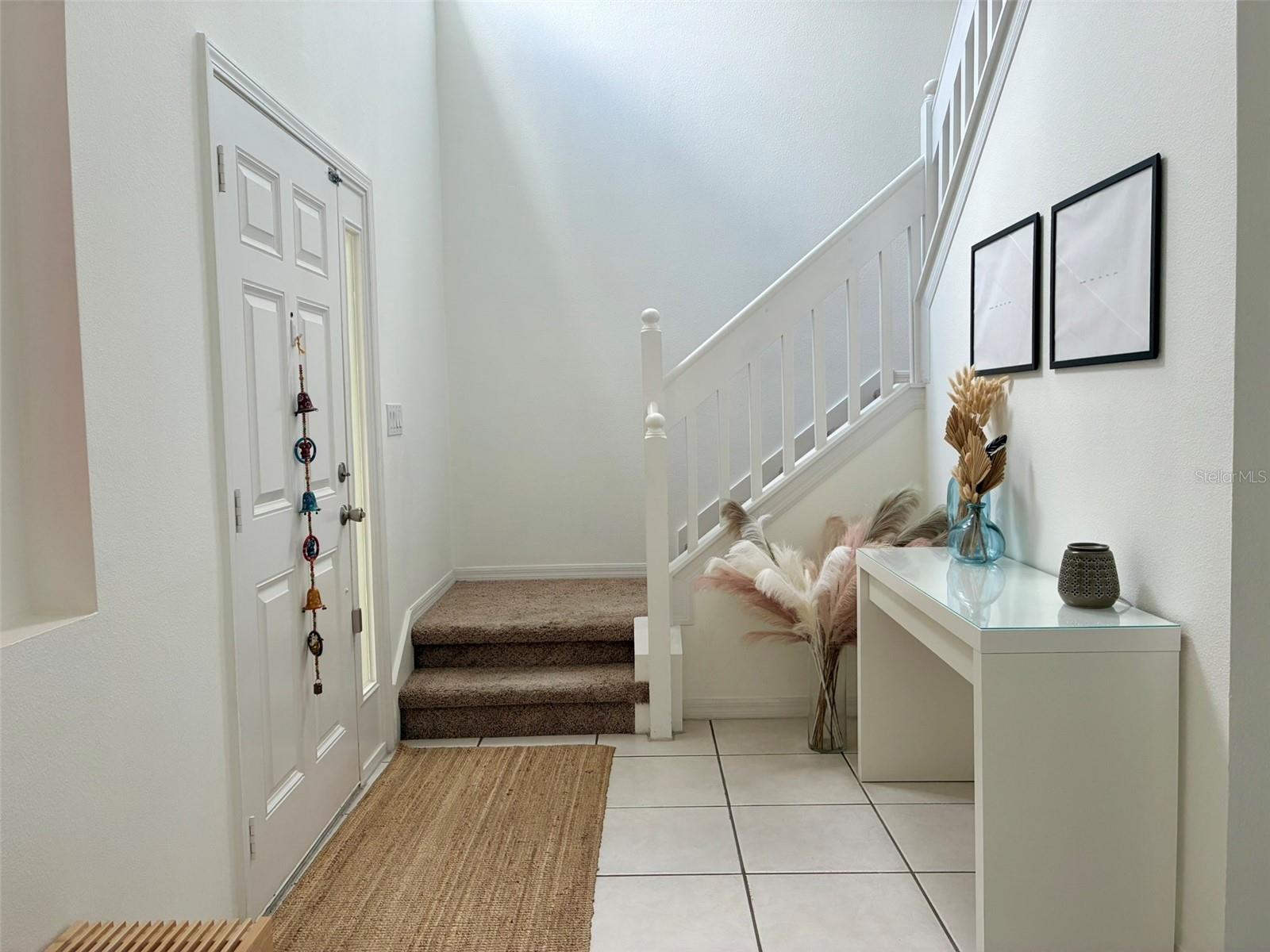 8026 CARRIAGE POINTE DRIVE — photo 3