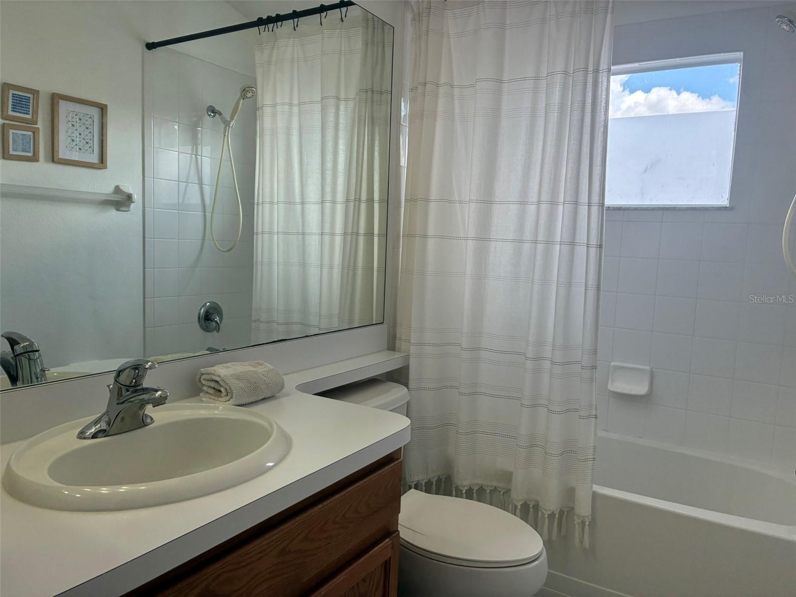 8026 CARRIAGE POINTE DRIVE — photo 34