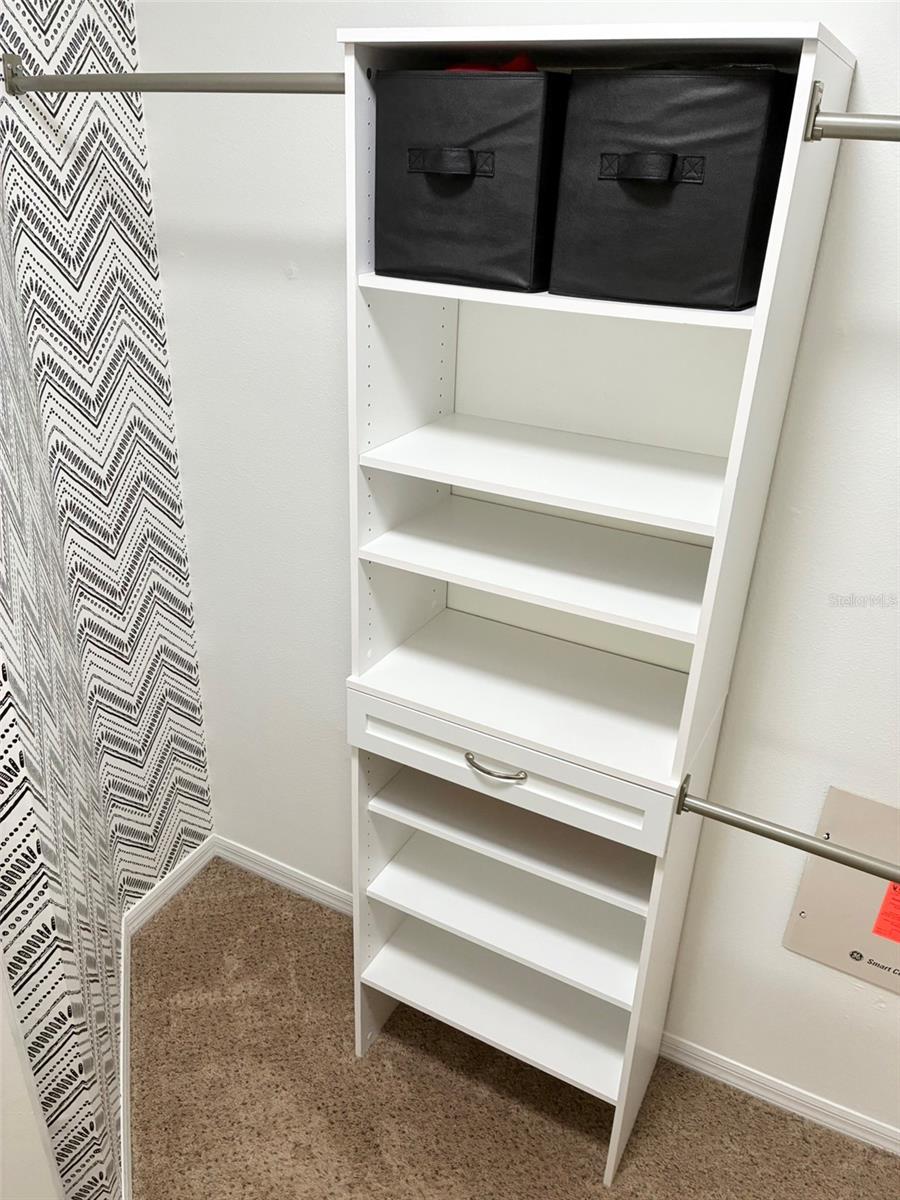 8026 CARRIAGE POINTE DRIVE — photo 25