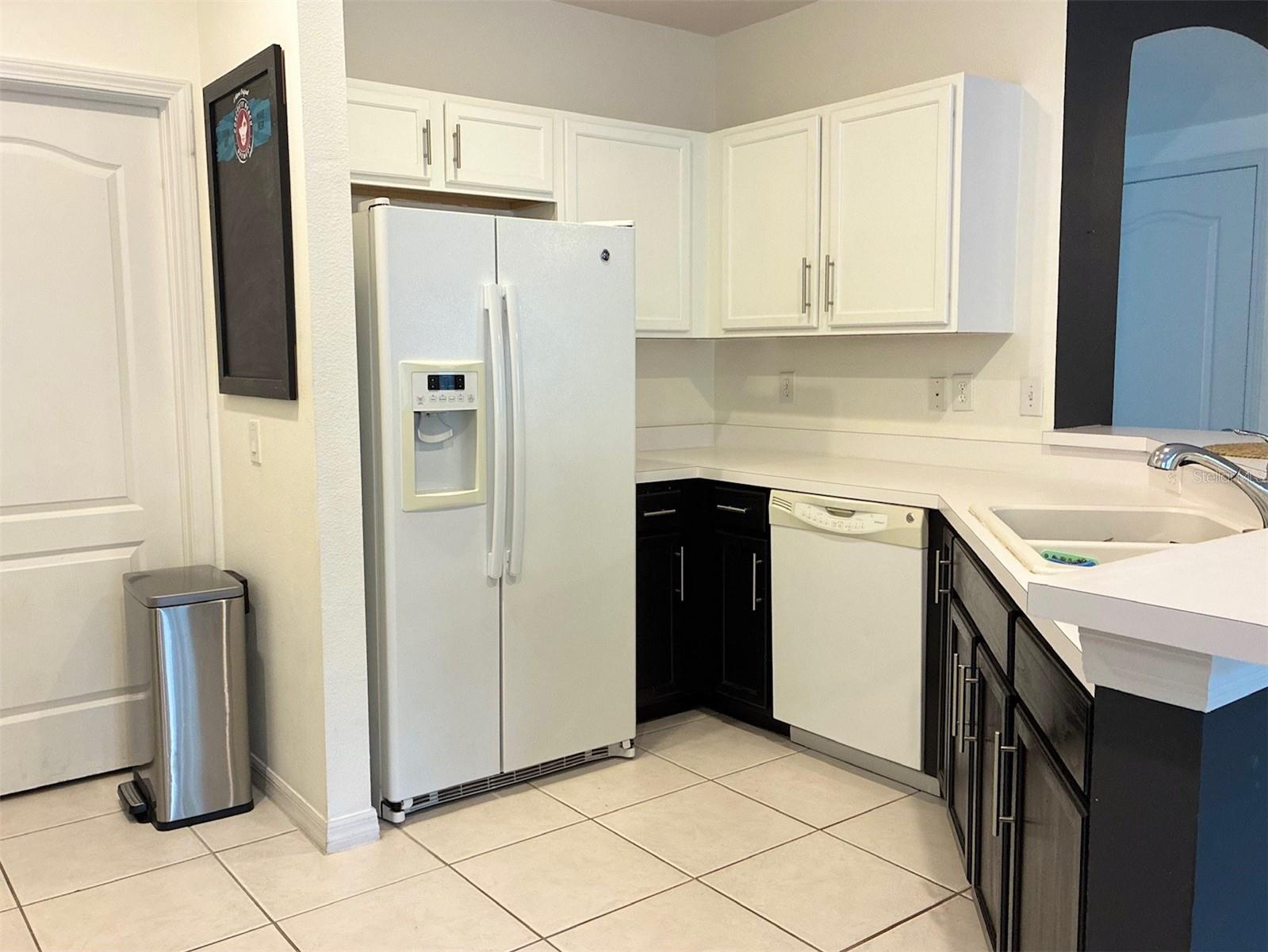8026 CARRIAGE POINTE DRIVE — photo 9