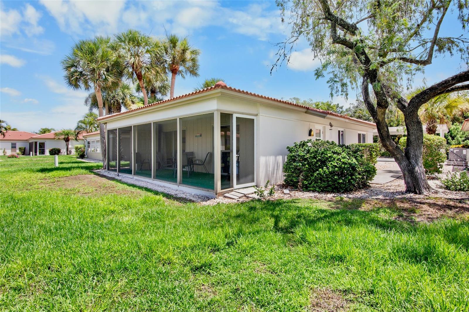 159 VISTA HERMOSA CIR #27B — photo 4