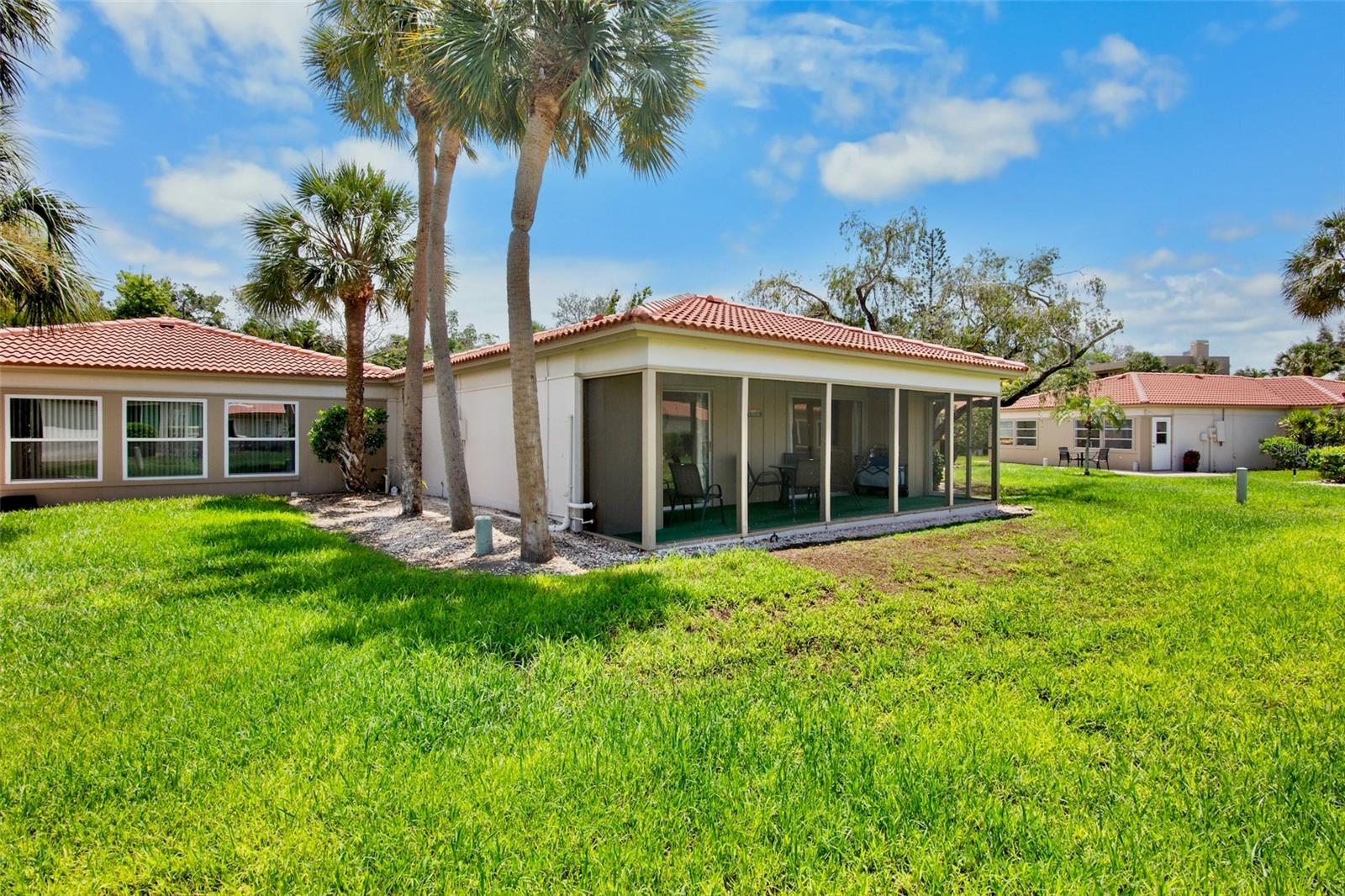159 VISTA HERMOSA CIR #27B — photo 3