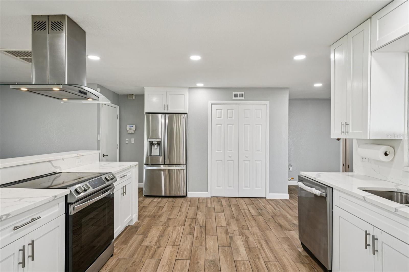 6010 BAYOU GRANDE BLVD NE — photo 16