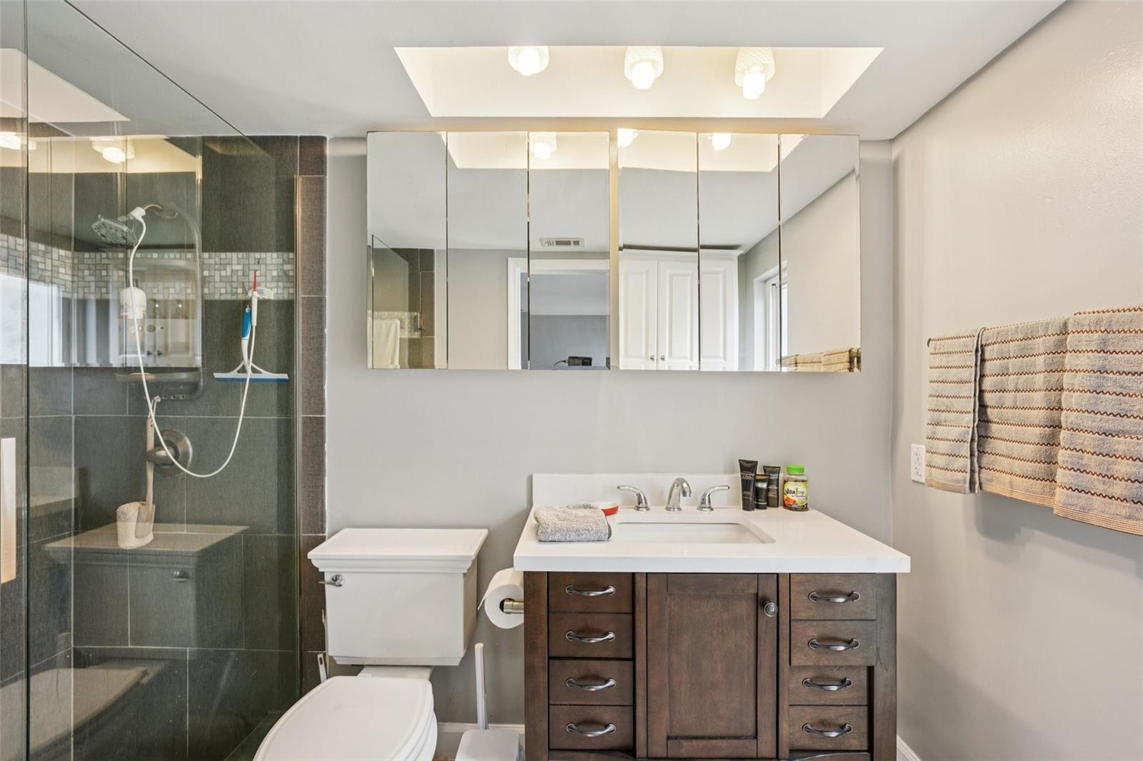 6010 BAYOU GRANDE BLVD NE — photo 38