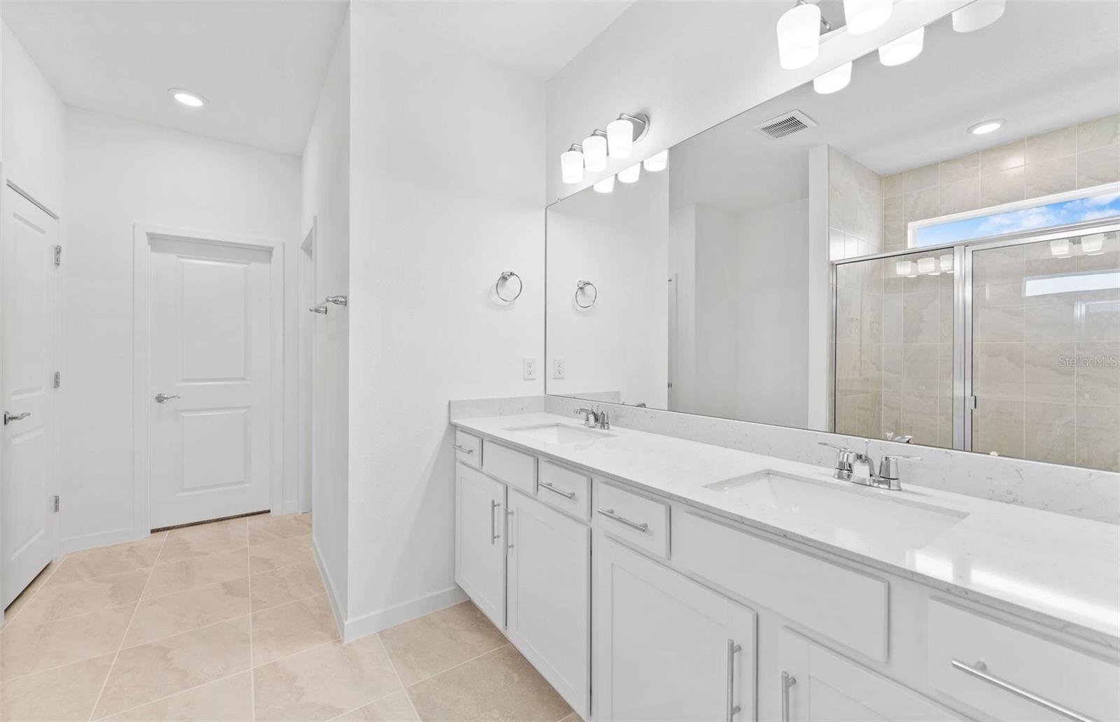 37405 CLINCH CIR — photo 8