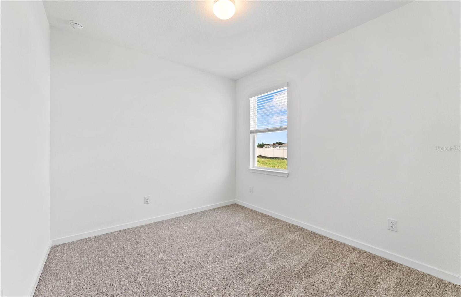 37405 CLINCH CIR — photo 13