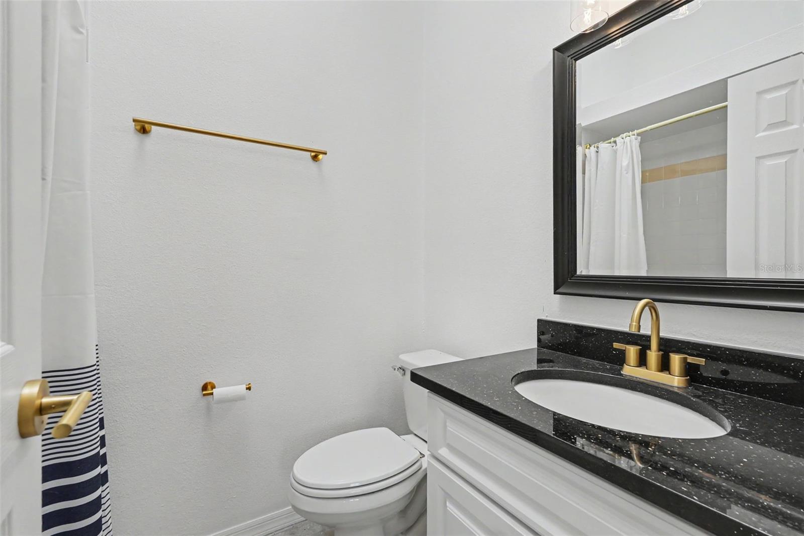 269 MADEIRA CIR — photo 28