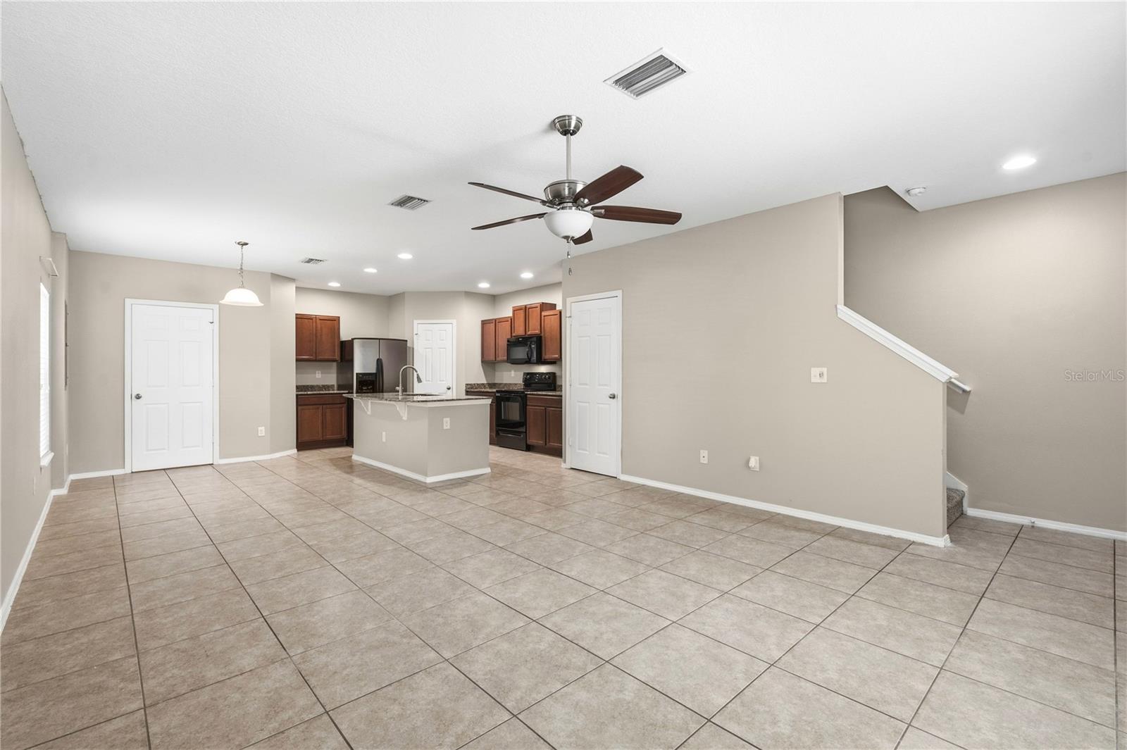 4715 CHATTERTON WAY — photo 5