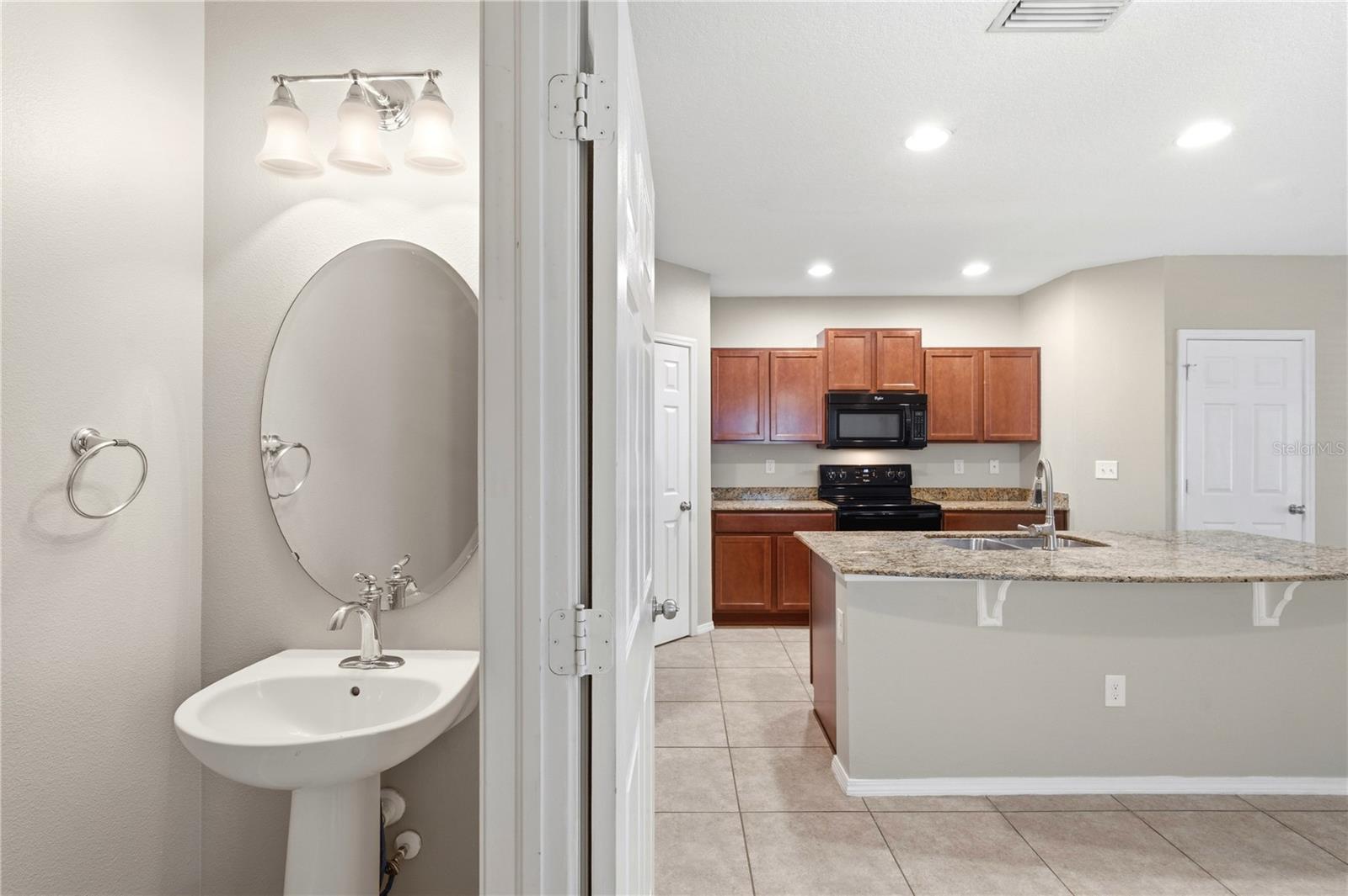 4715 CHATTERTON WAY — photo 12