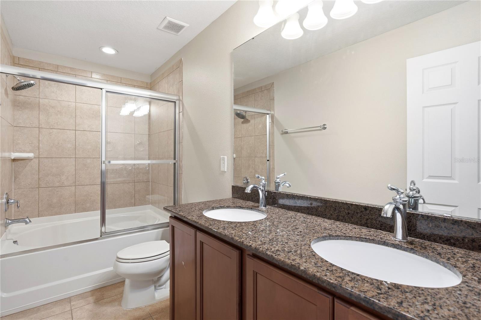 4715 CHATTERTON WAY — photo 24