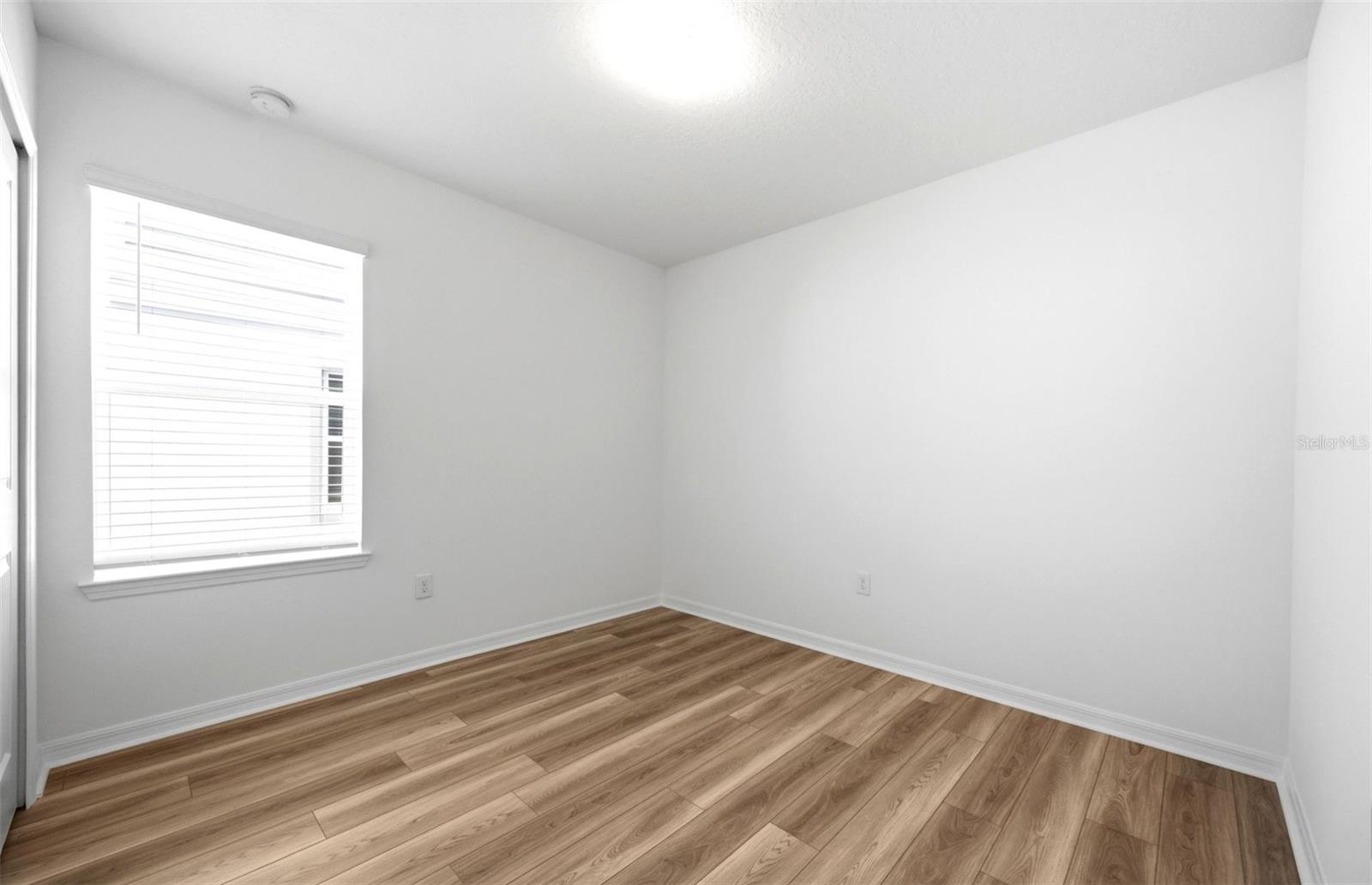 1041 WENAHA CT — photo 13