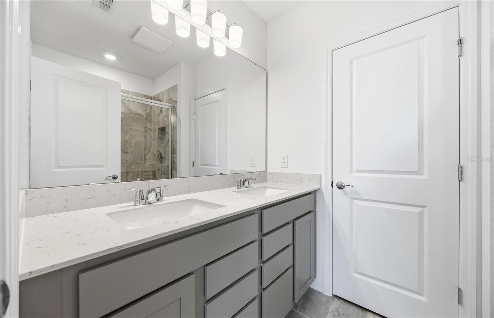 1041 WENAHA CT — photo 9
