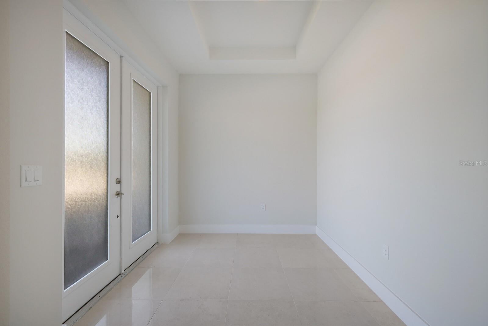 6009 WHITE MANGROVE LN — photo 3