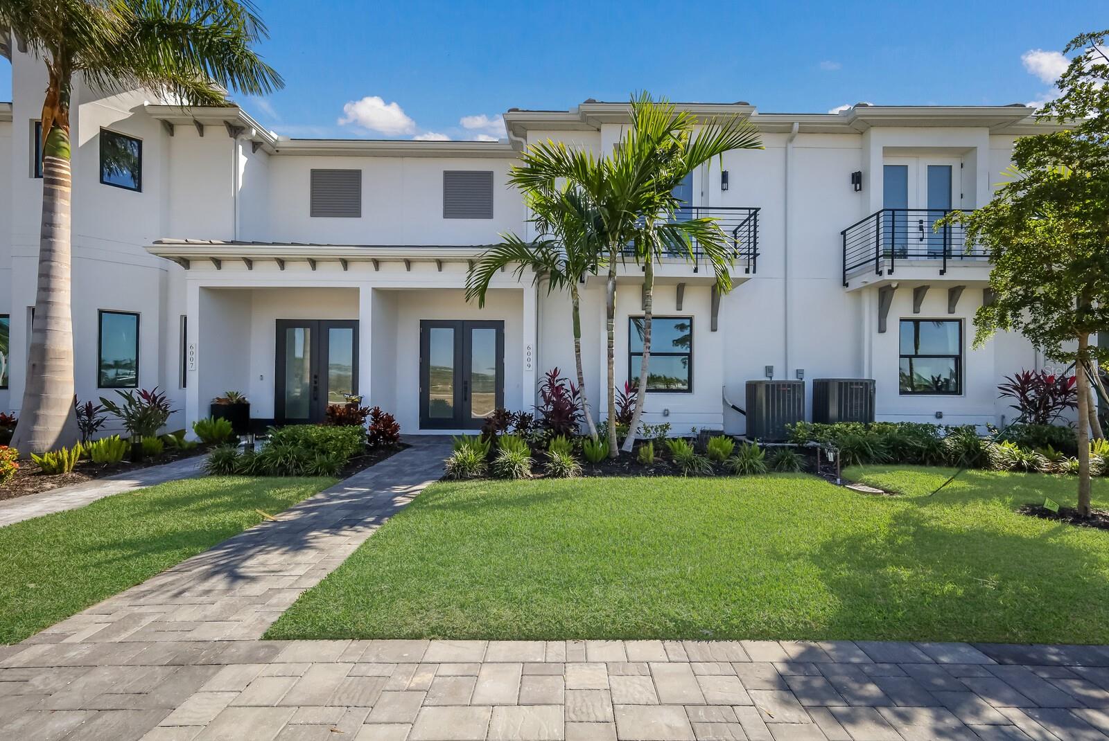 6009 WHITE MANGROVE LN — photo 2