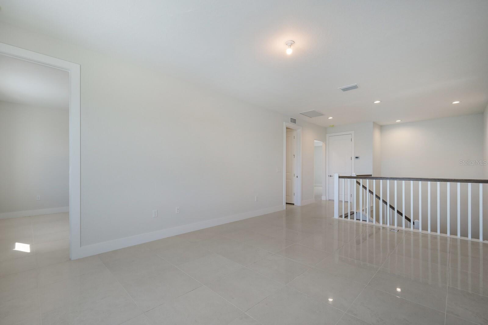 6009 WHITE MANGROVE LN — photo 20