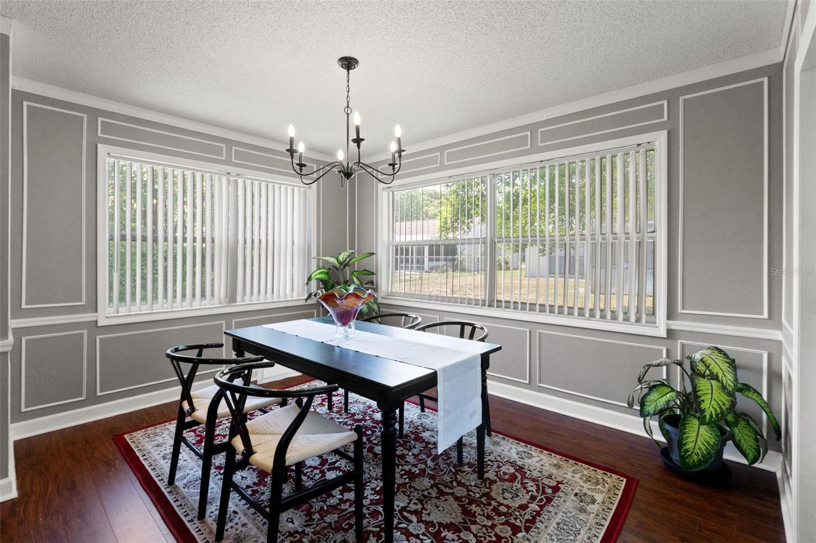 8802 SEELEY LN — photo 9