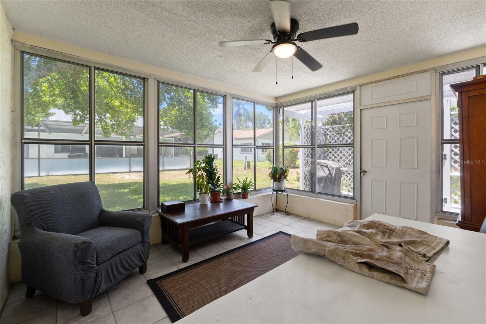 8802 SEELEY LN — photo 15