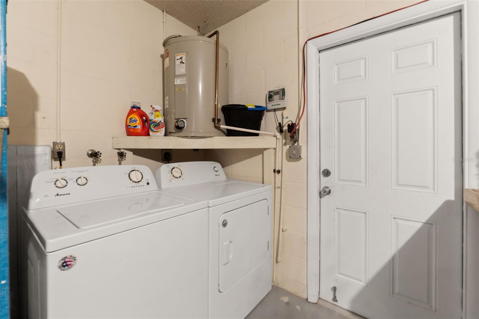 8802 SEELEY LN — photo 21