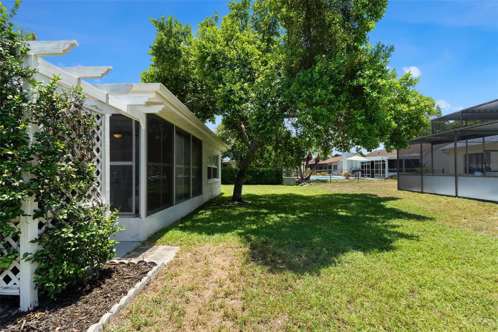8802 SEELEY LN — photo 24