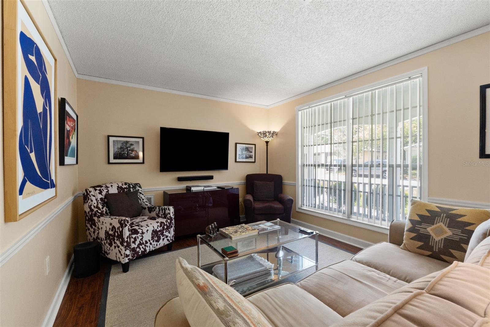 8802 SEELEY LN — photo 4
