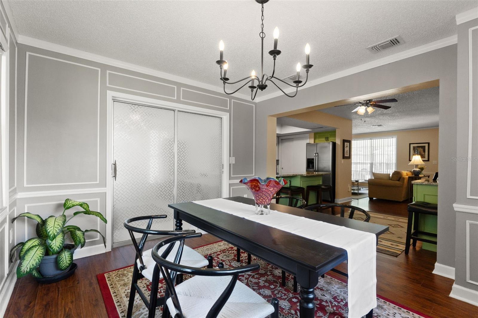 8802 SEELEY LN — photo 10