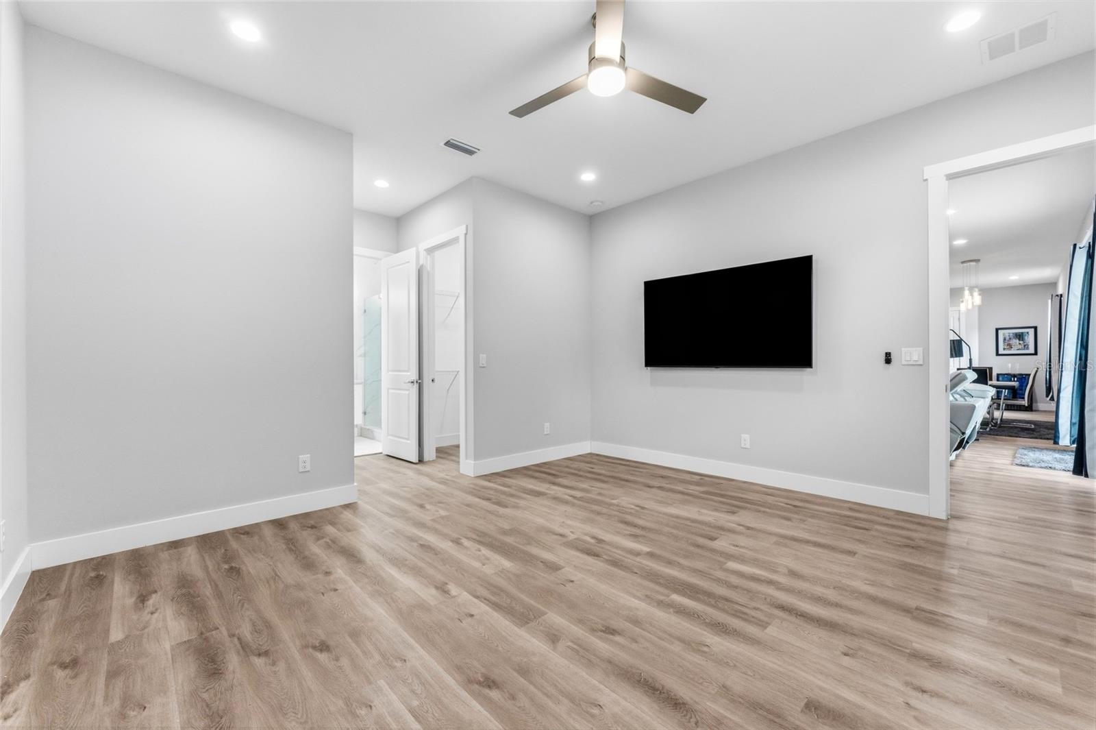 9714 VAN ST — photo 22