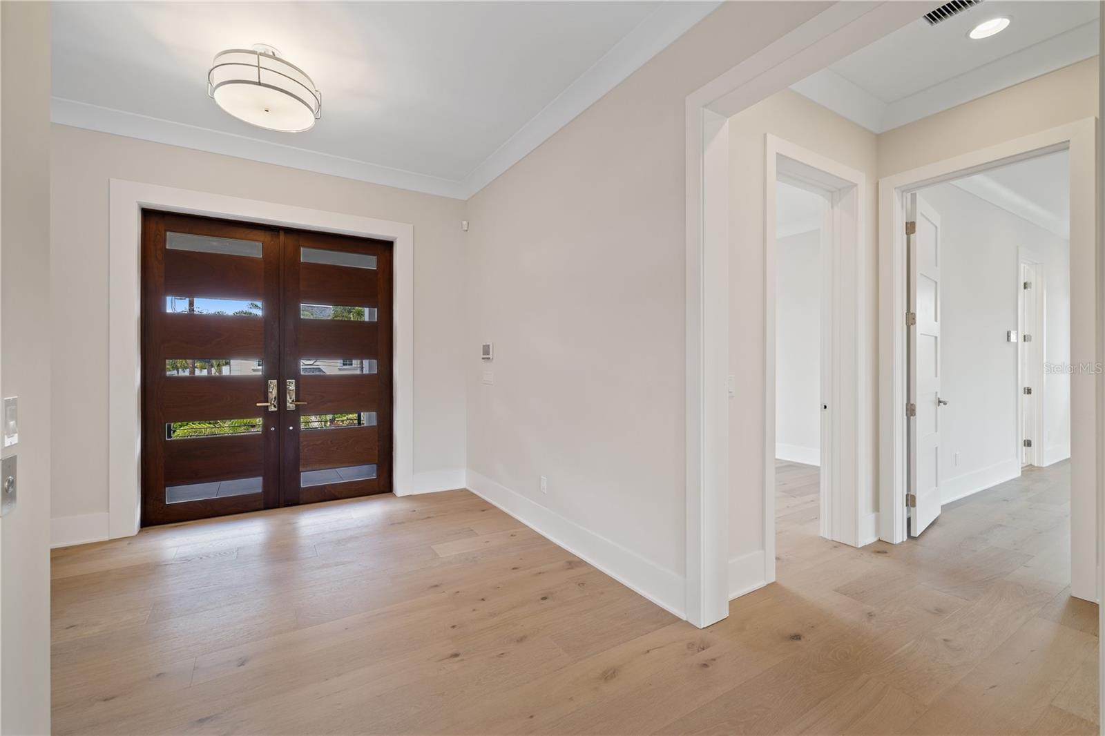 4902 W SAN NICHOLAS ST — photo 4
