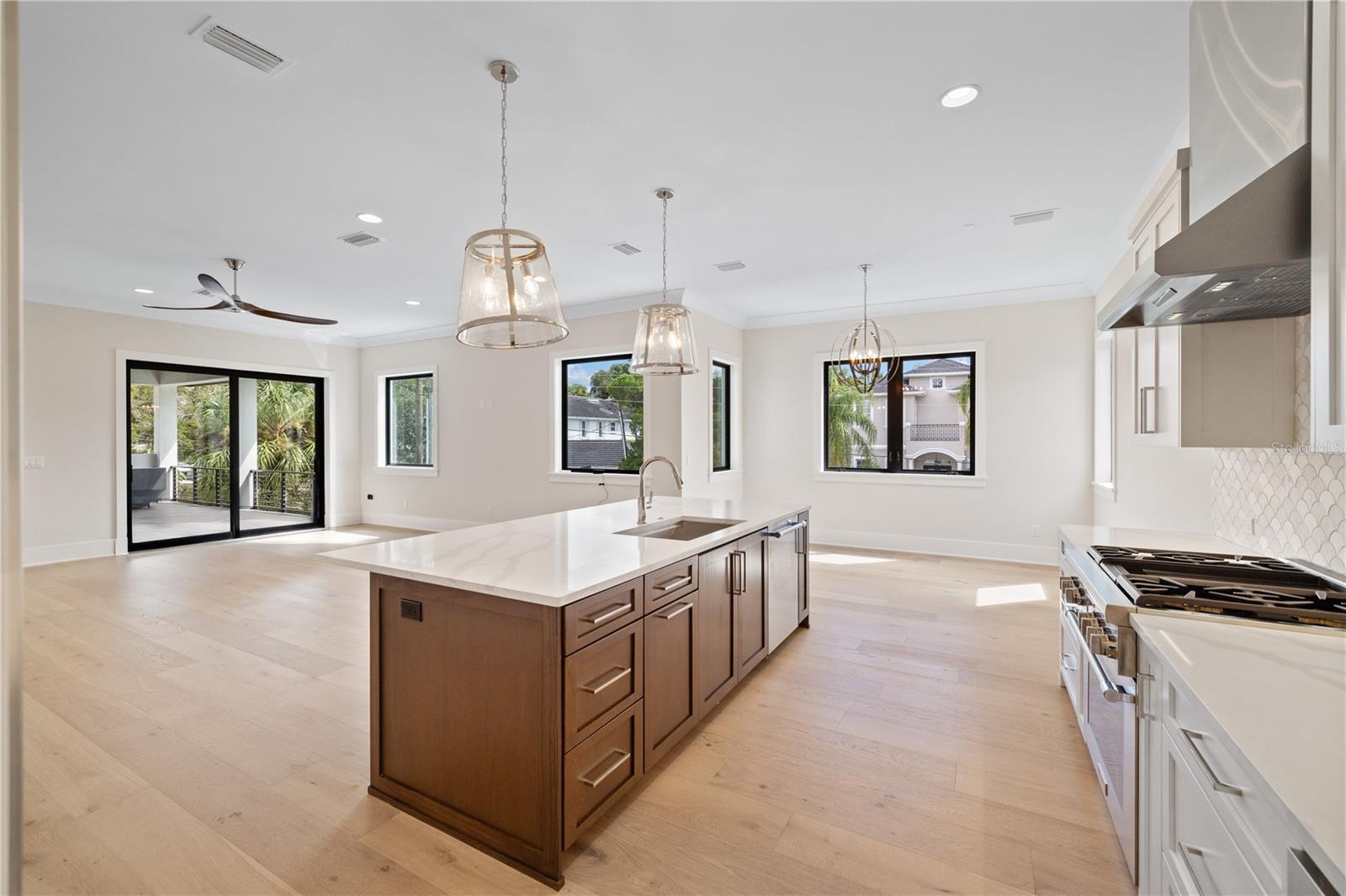 4902 W SAN NICHOLAS ST — photo 33