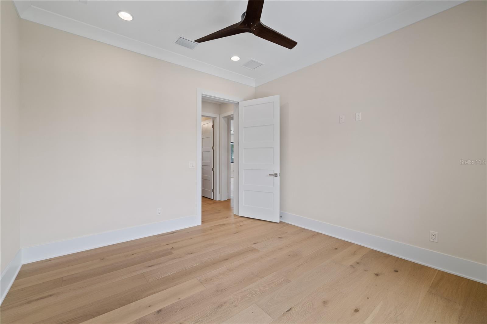 4902 W SAN NICHOLAS ST — photo 22