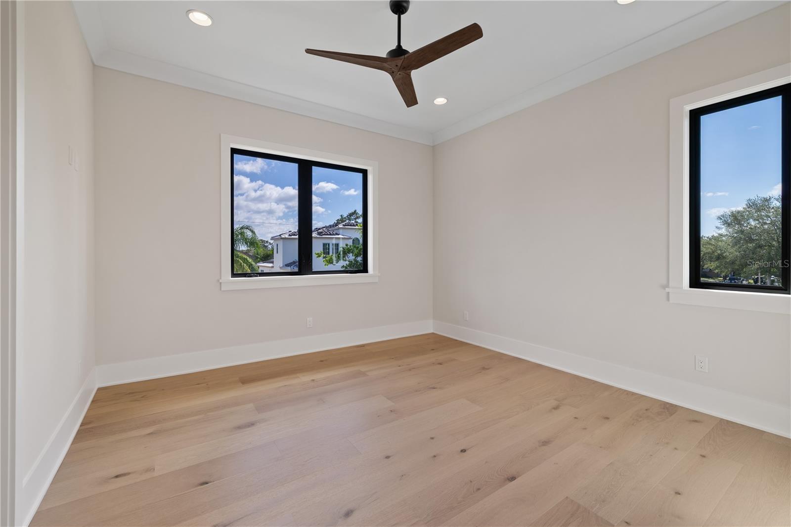 4902 W SAN NICHOLAS ST — photo 50