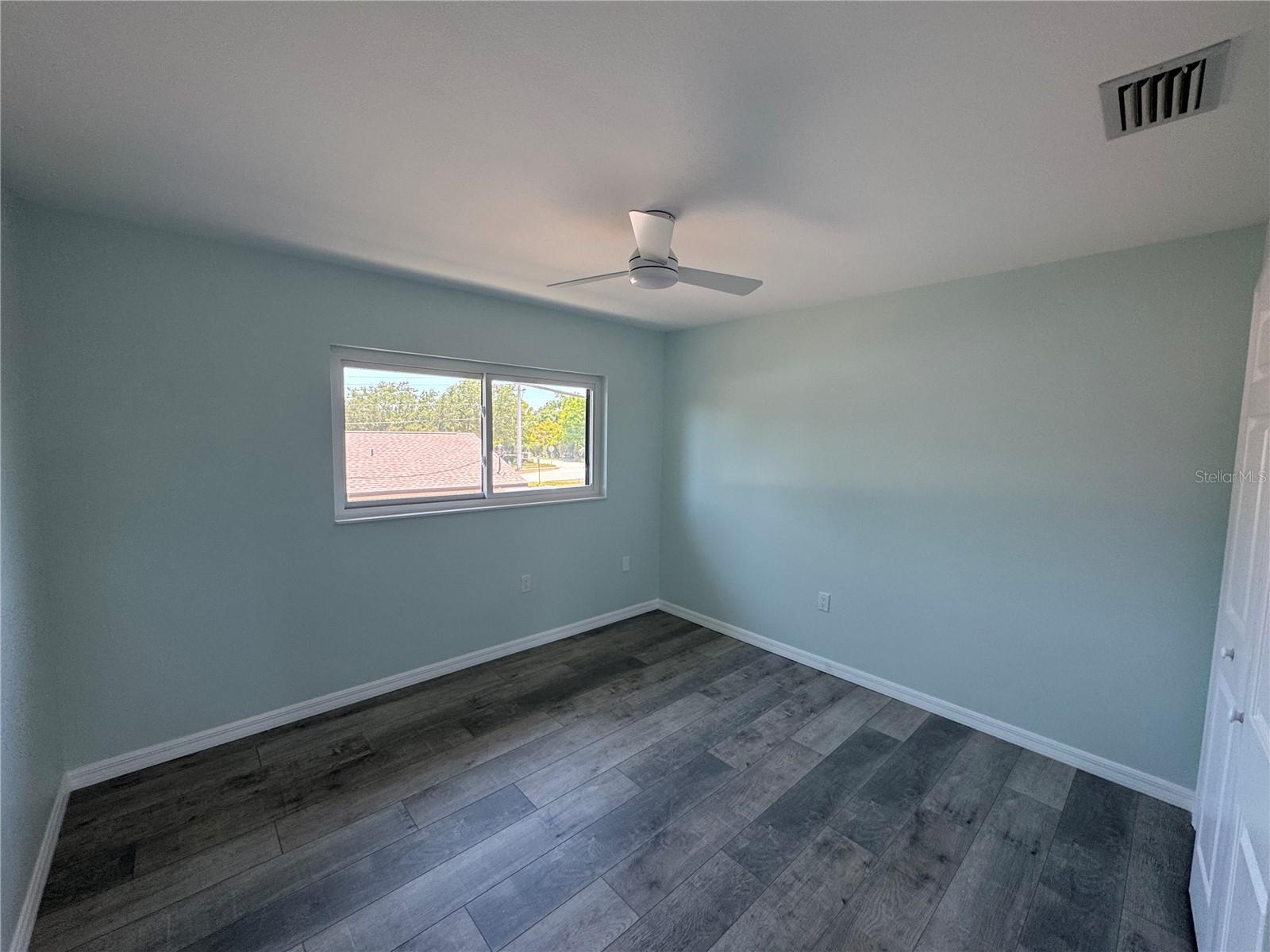 1258 BARBARA DR #202 — photo 12