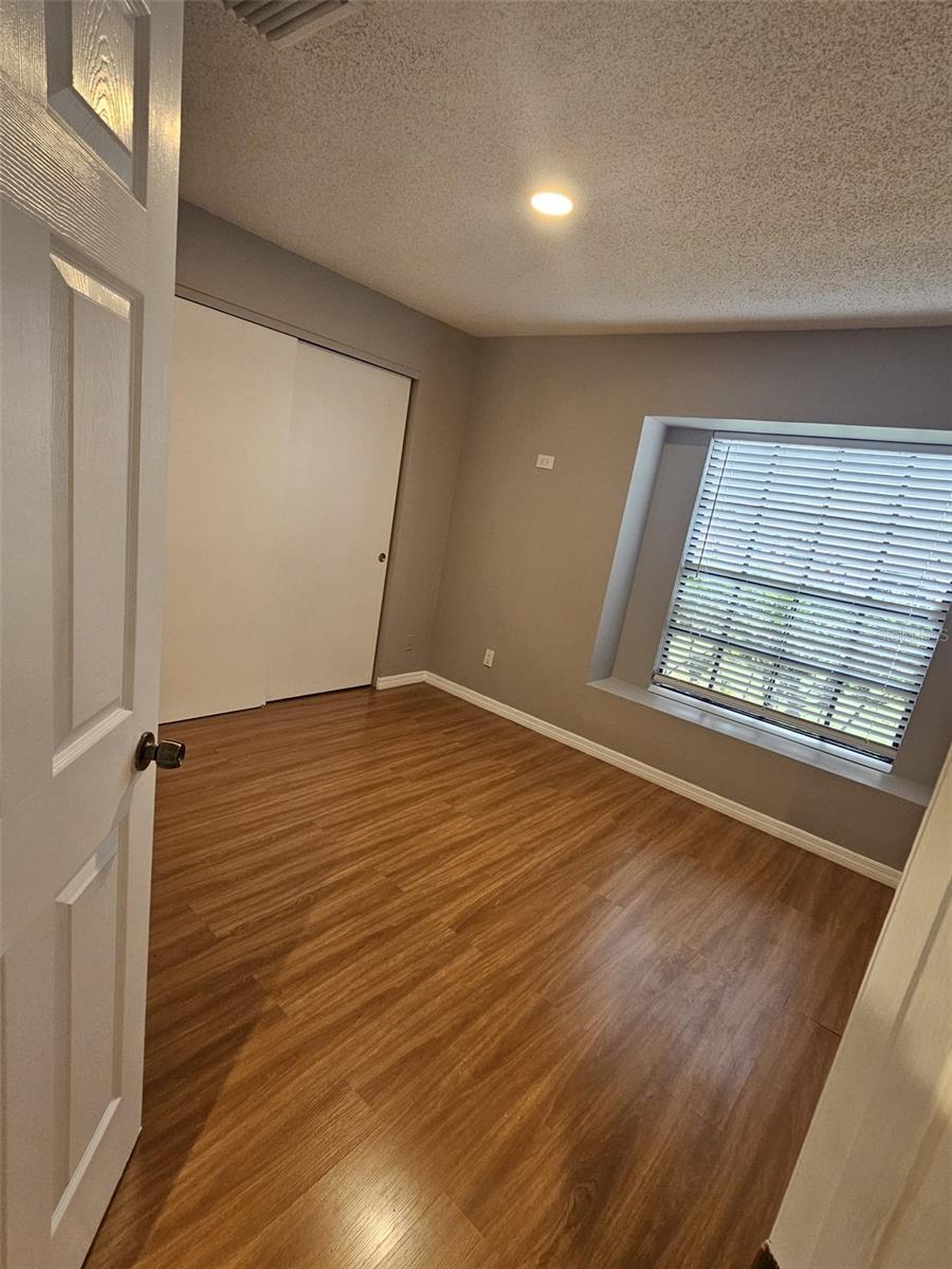 12718 TROWBRIDGE LN — photo 10