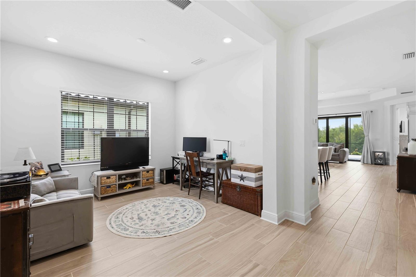 244 ALTAMURA CIR — photo 8