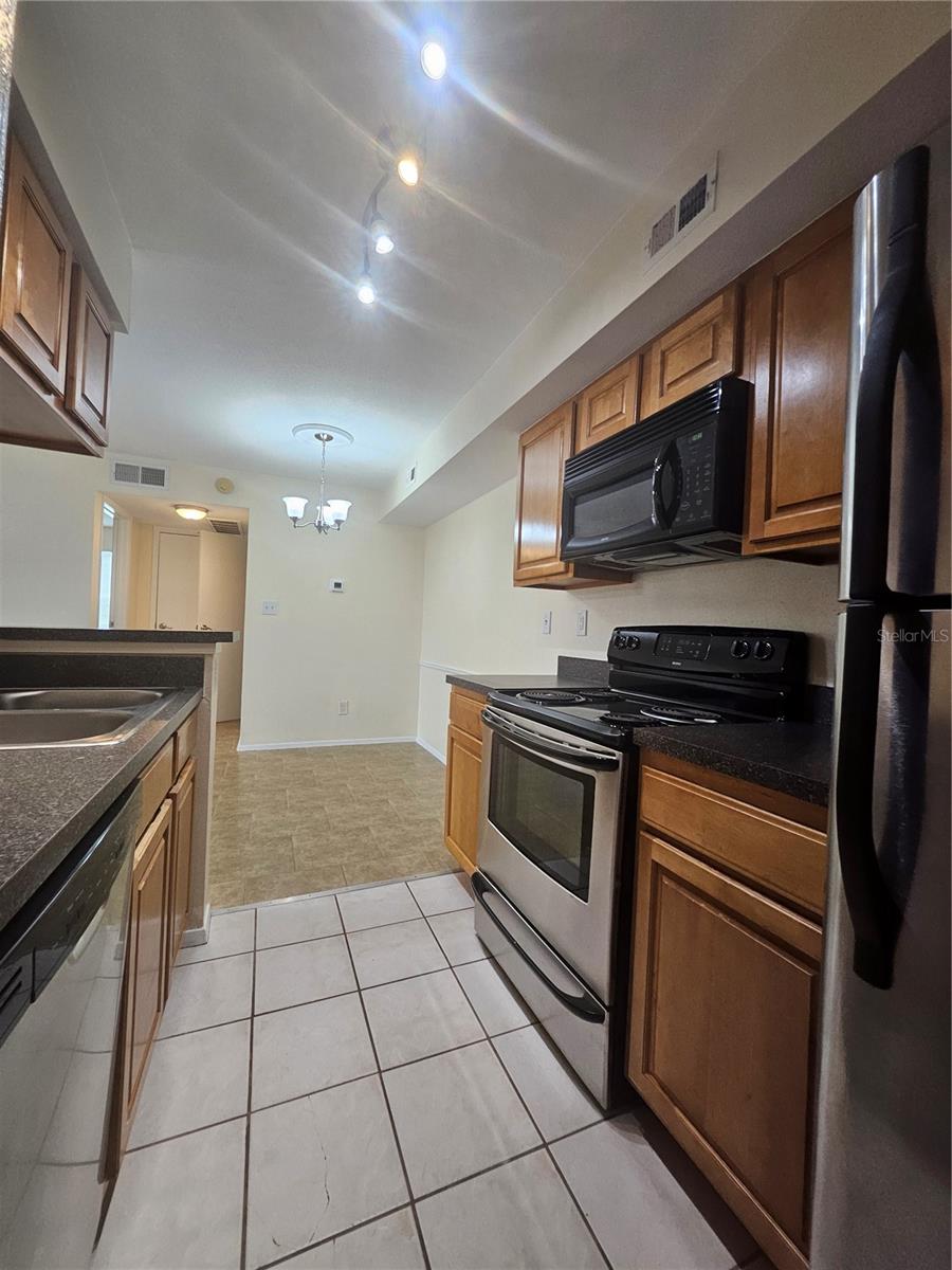 9100 DR MARTIN LUTHER KING JR ST N #202 — photo 7