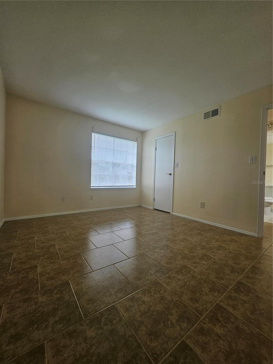 9100 DR MARTIN LUTHER KING JR ST N #202 — photo 10