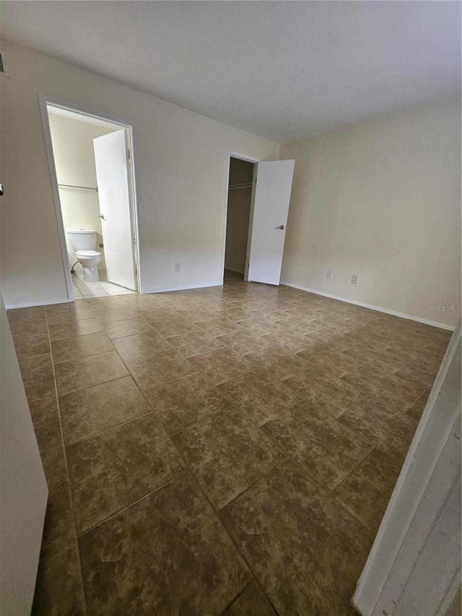 9100 DR MARTIN LUTHER KING JR ST N #202 — photo 9