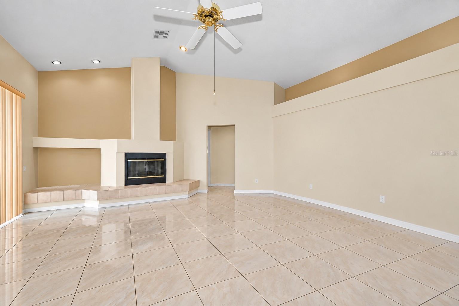 7405 EVESBOROUGH LN — photo 3