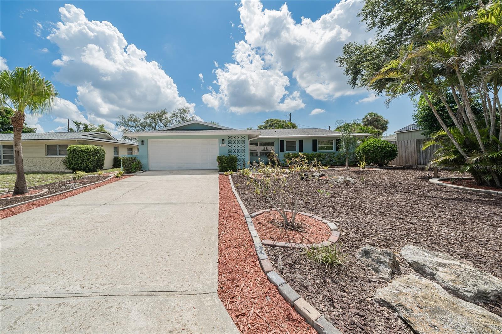2063 DUNSTON COVE RD — photo 44