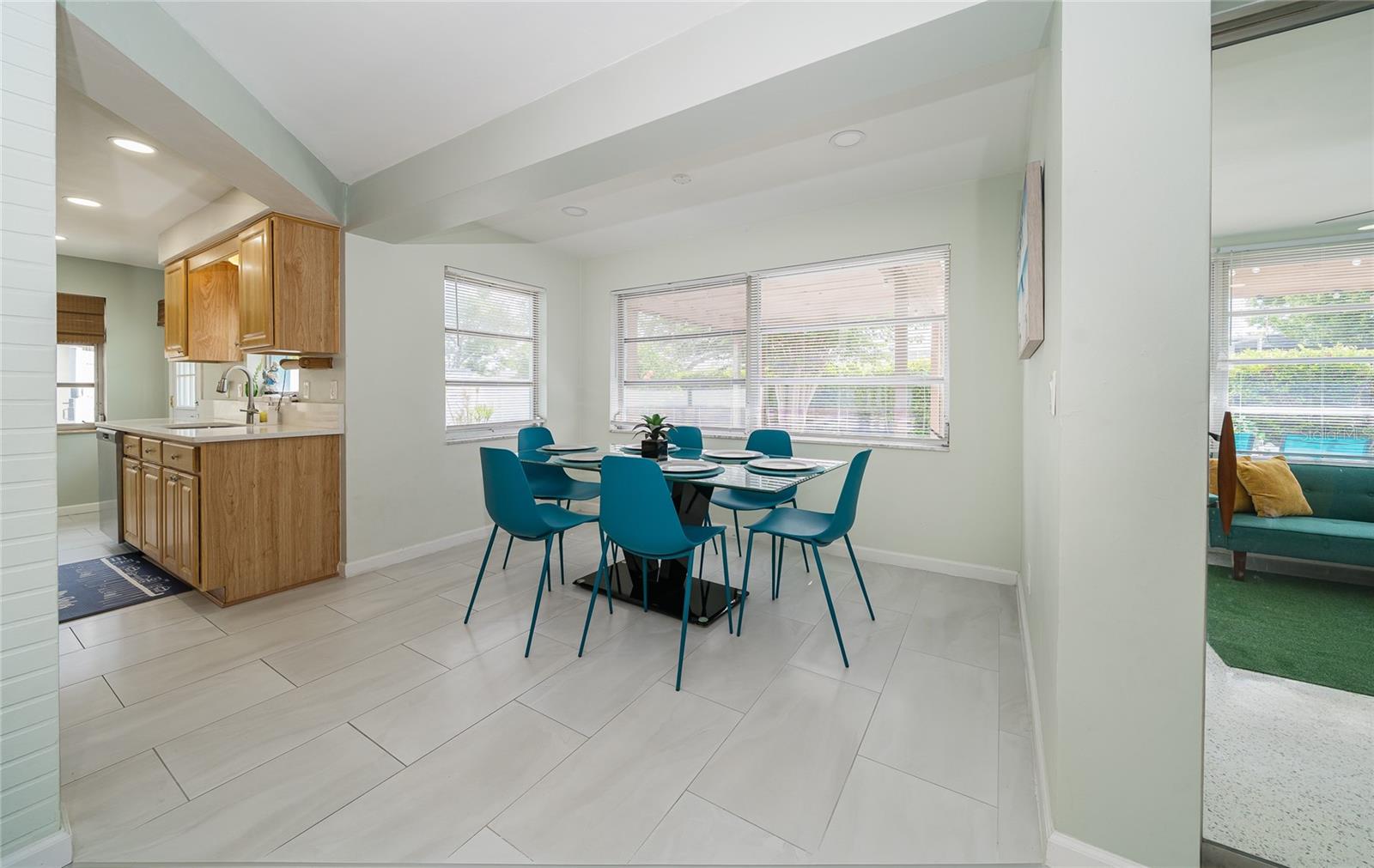 2063 DUNSTON COVE RD — photo 5