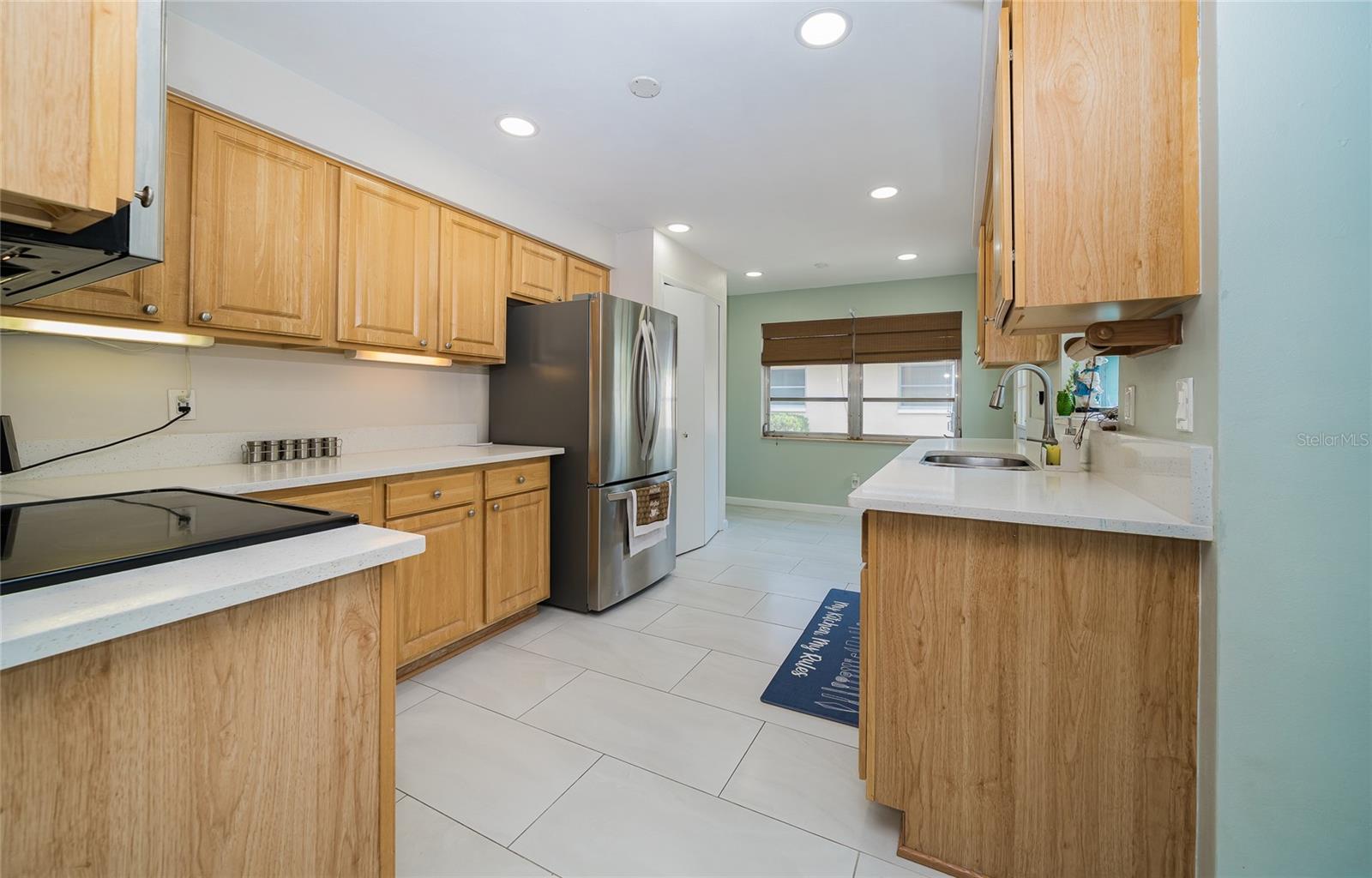 2063 DUNSTON COVE RD — photo 12