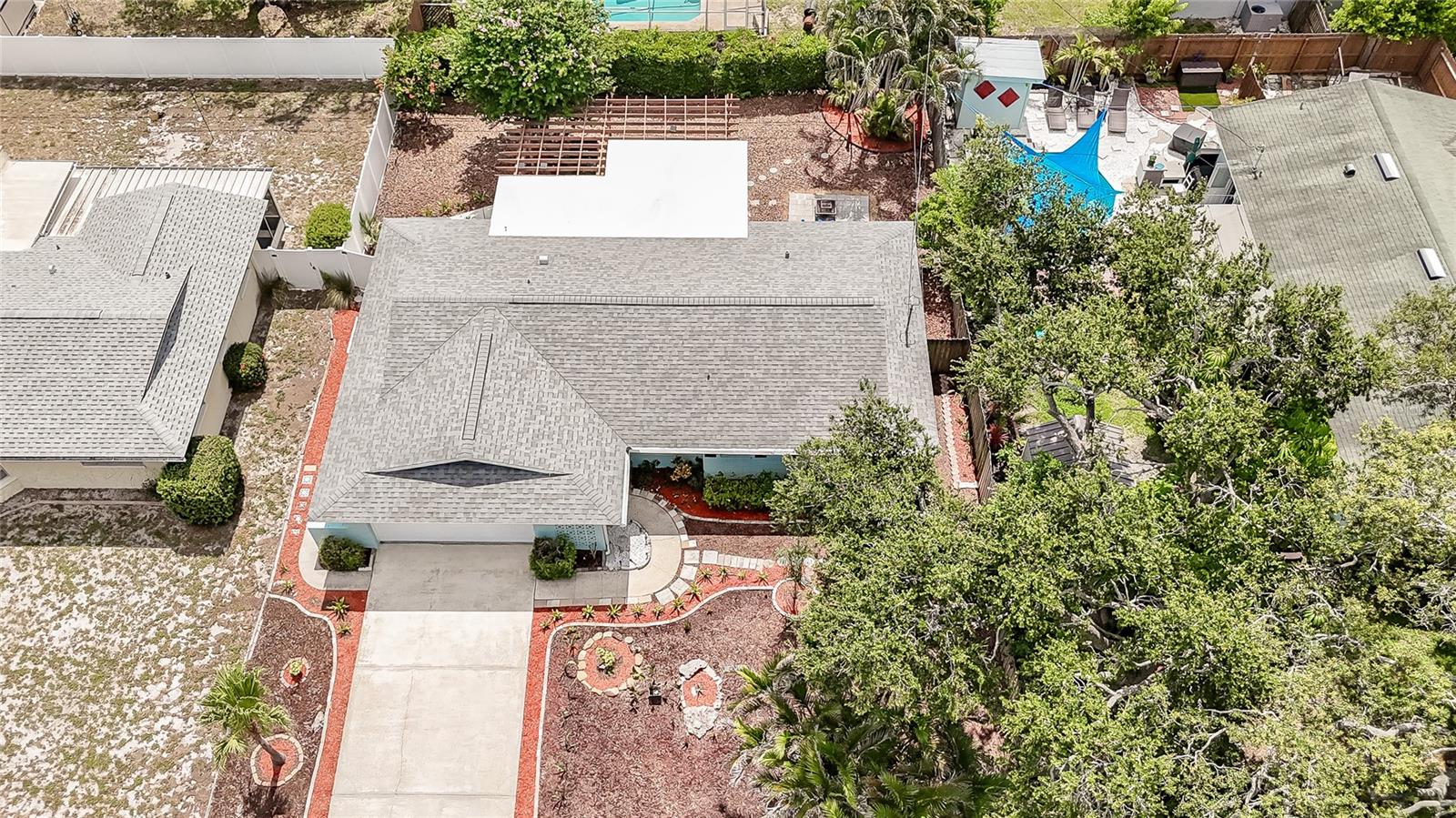 2063 DUNSTON COVE RD — photo 40