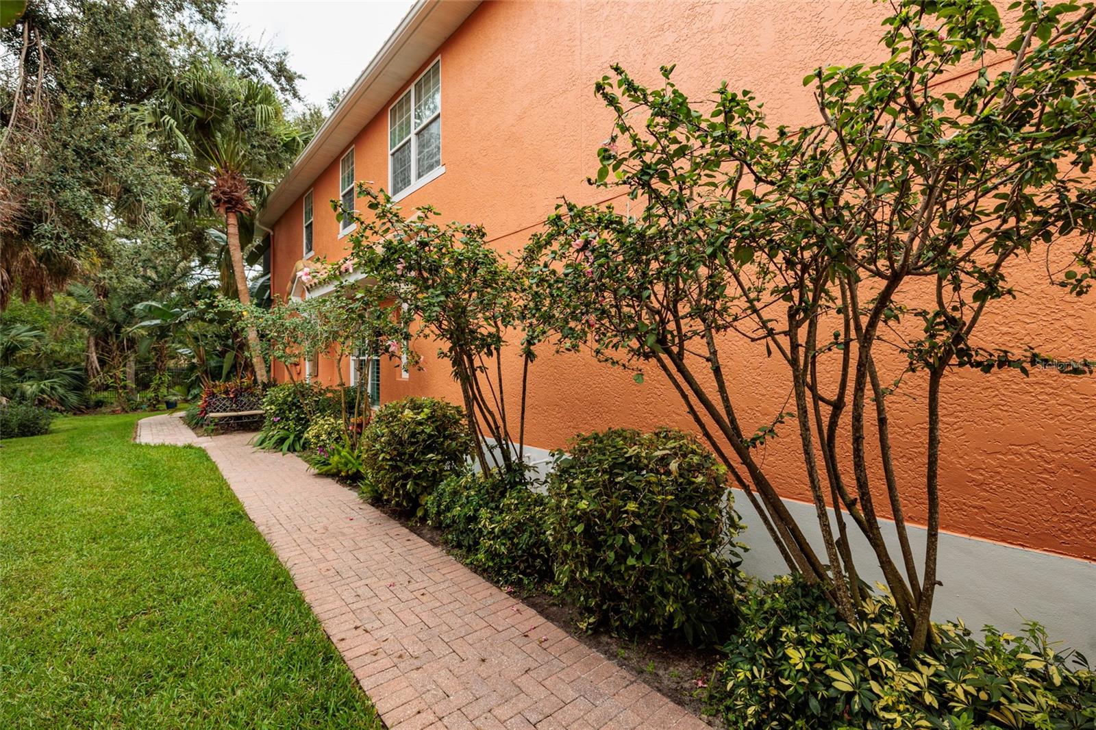 190 BANYAN BAY DR — photo 34