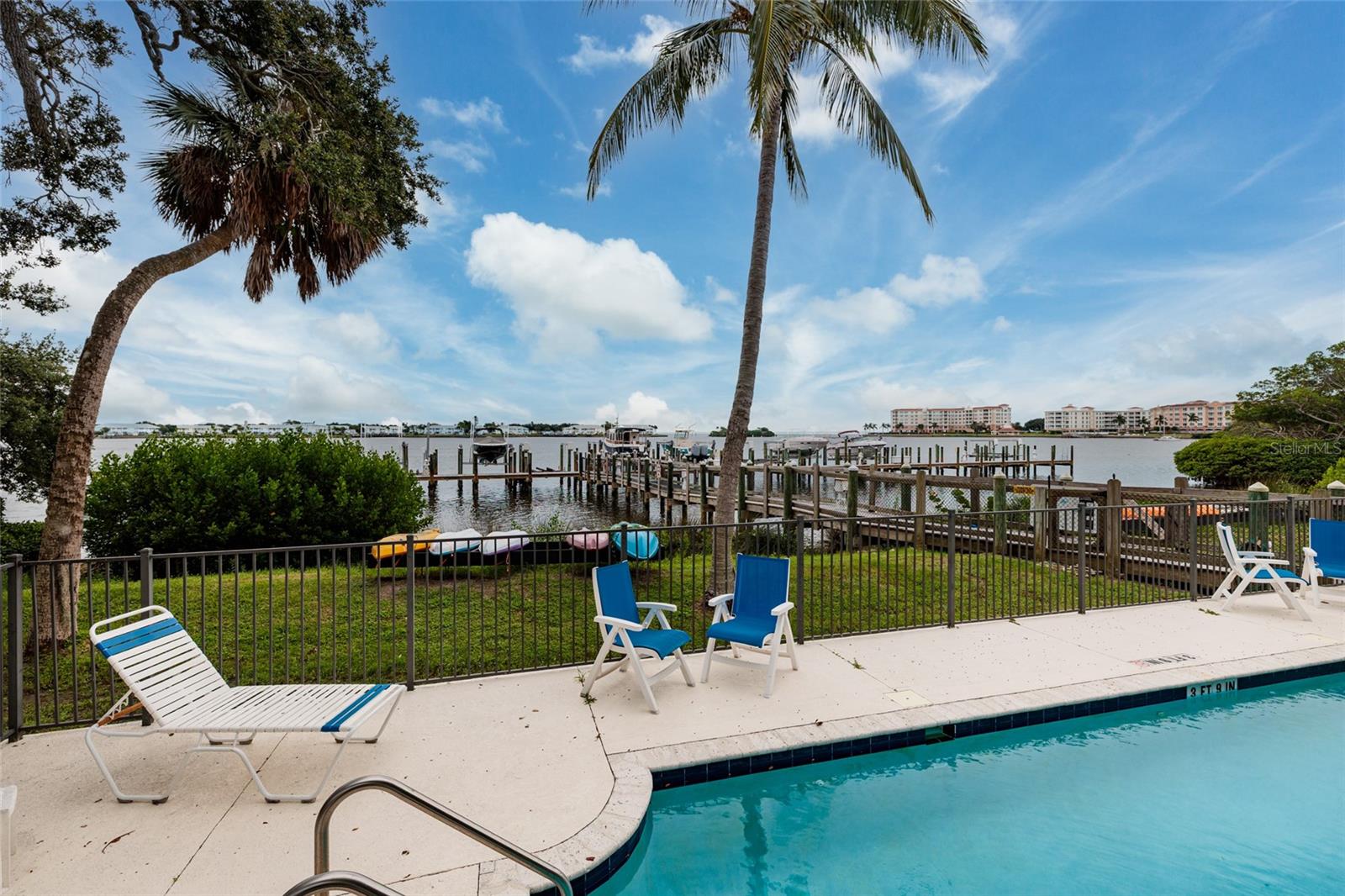 190 BANYAN BAY DR — photo 46