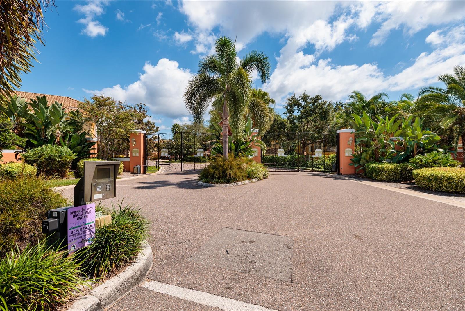 190 BANYAN BAY DR — photo 51