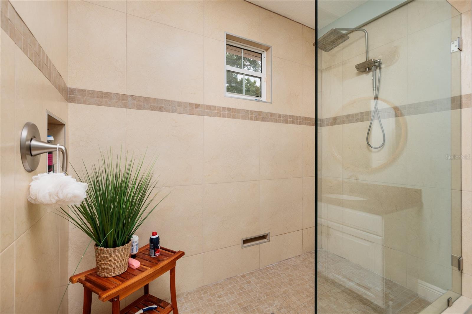 190 BANYAN BAY DR — photo 26