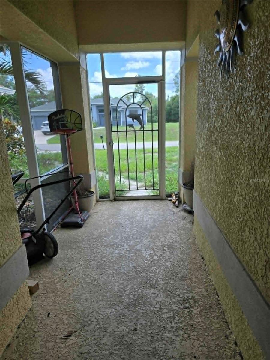 1982 WINSLOW LN — photo 3