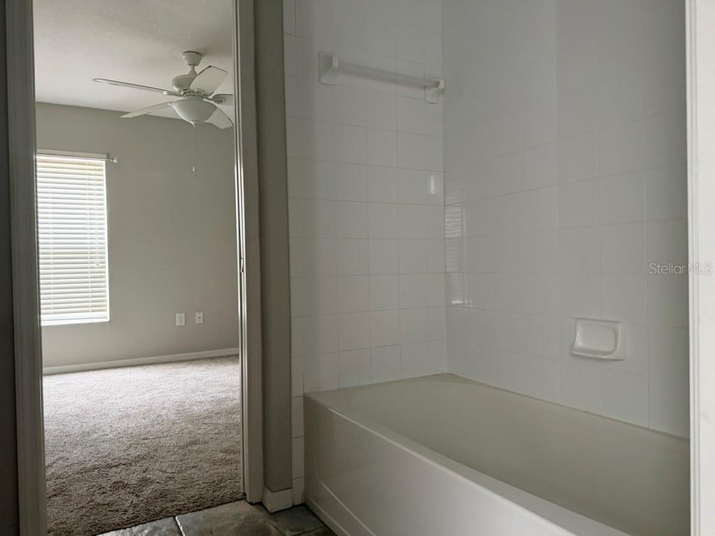 13850 ROYSTON BND — photo 14